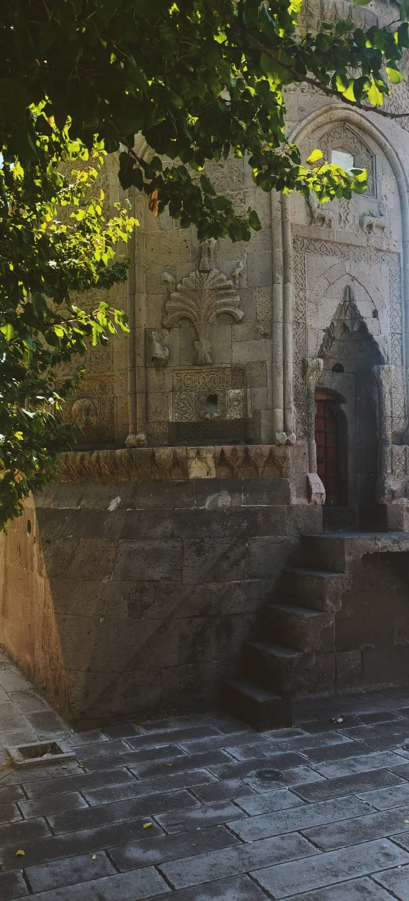 Taş işçiliği.
